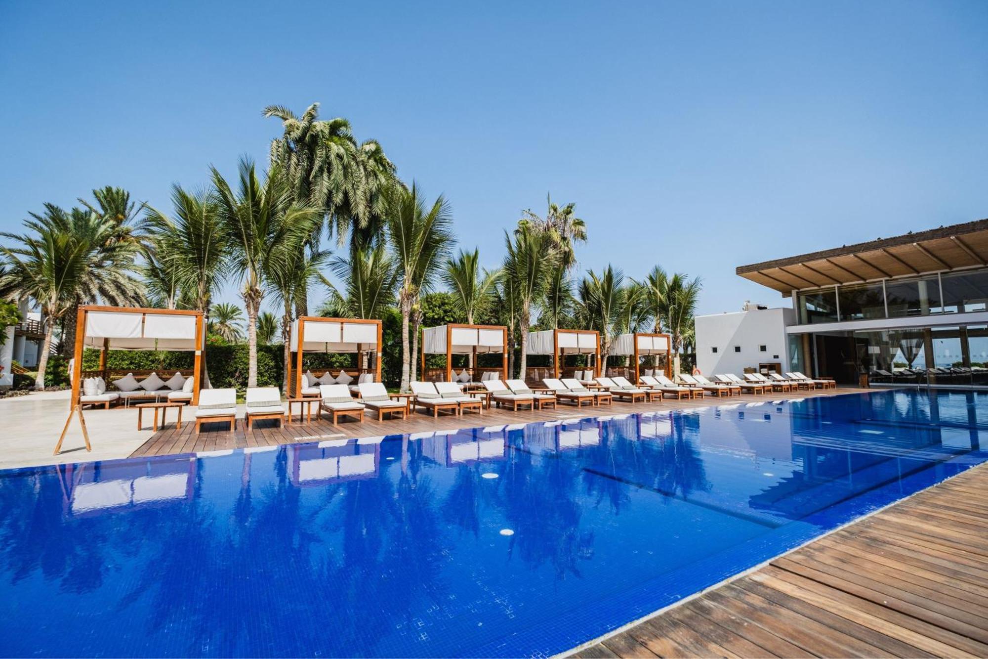Hotel Paracas, A Luxury Collection Resort, Paracas Exterior photo The swimming pool at the hotel