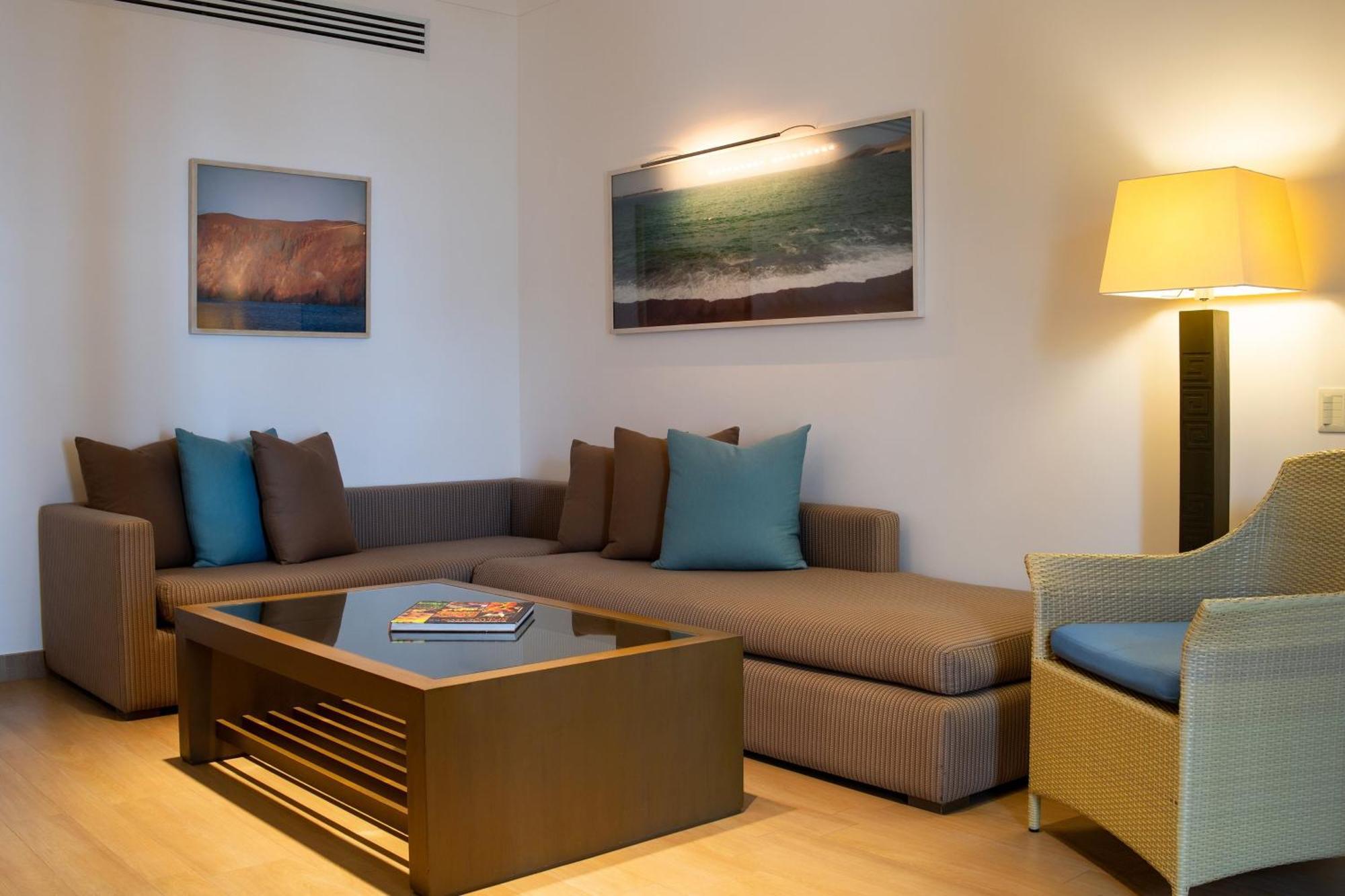 Hotel Paracas, A Luxury Collection Resort, Paracas Exterior photo A living room at the resort